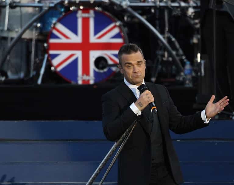 Robbie Williams Is Excited About Moving Back To A New Home The UK Robbie Williams Is Excited About Moving Back To A New Home The UK