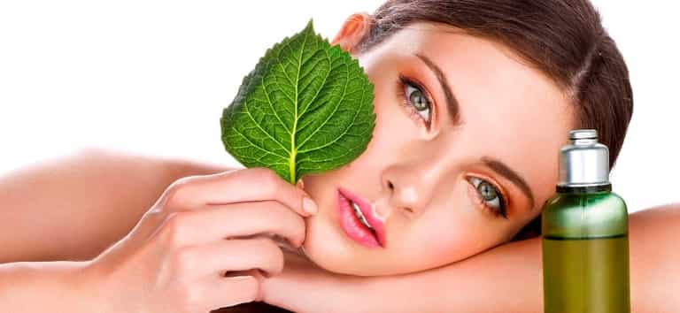 She’s A Natural! Organic Beauty Brands Are Big Business These Days She’s A Natural! Organic Beauty Brands Are Big Business These Days