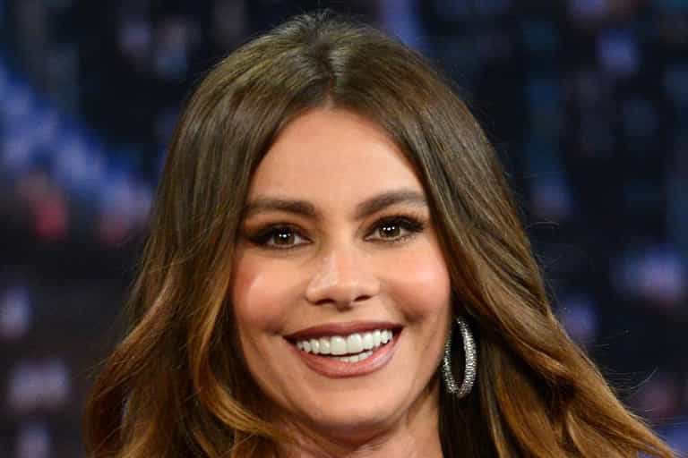 Sofia Vergara Shares Sexy Holiday Snaps Sofia Vergara Shares Sexy Holiday Snaps