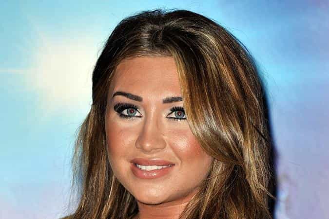 Lauren Goodger Shares Behind The Scene Snaps Of Her Re-enacting THAT Rihanna Dress Lauren Goodger Shares Behind The Scene Snaps Of Her Re-enacting THAT Rihanna Dress