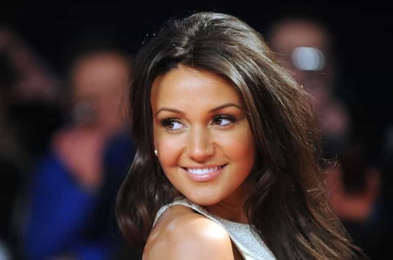PICTURE: Michelle Keegan Snuggles Up To Pooch In Latest Twitter Snap PICTURE: Michelle Keegan Snuggles Up To Pooch In Latest Twitter Snap