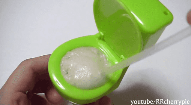 A Wee Bit Mad? The New Japanese Treat you Eat From a Toilet A Wee Bit Mad? The New Japanese Treat you Eat From a Toilet