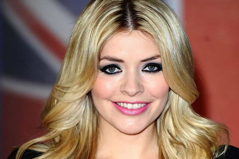 PIC: Holly Willoughby Fronts The Last Ever Copy Of FHM PIC: Holly Willoughby Fronts The Last Ever Copy Of FHM
