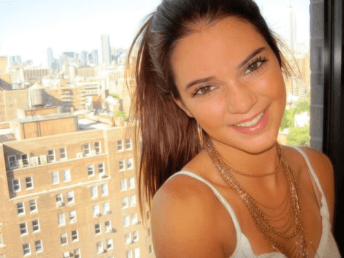IN PICTURES: Kendall Jenner Wows In Paris Vogue Debut IN PICTURES: Kendall Jenner Wows In Paris Vogue Debut
