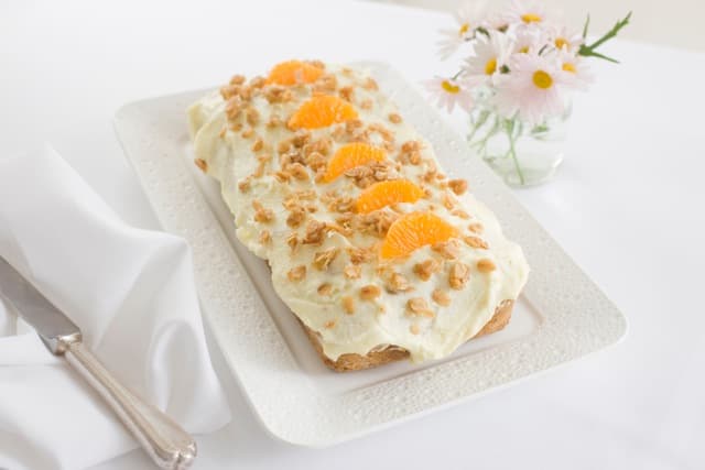 Recipe: Scrumptious Carrot Cake with Jumbo Oats Topping Recipe: Scrumptious Carrot Cake with Jumbo Oats Topping