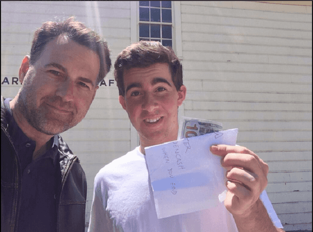 Anonymous Millionaire Gives Away Free Cash Through Twitter Scavenger Hunt Anonymous Millionaire Gives Away Free Cash Through Twitter Scavenger Hunt
