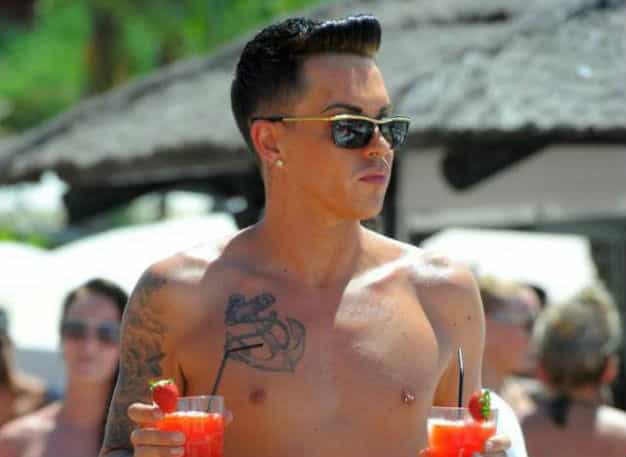 Avert Your Eyes – You Won’t Believe The New TOWIE Swim ‘Trunks’ Avert Your Eyes – You Won’t Believe The New TOWIE Swim ‘Trunks’