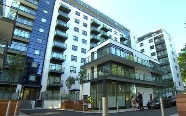 Two Teenagers Die After Balcony Fall In London Two Teenagers Die After Balcony Fall In London