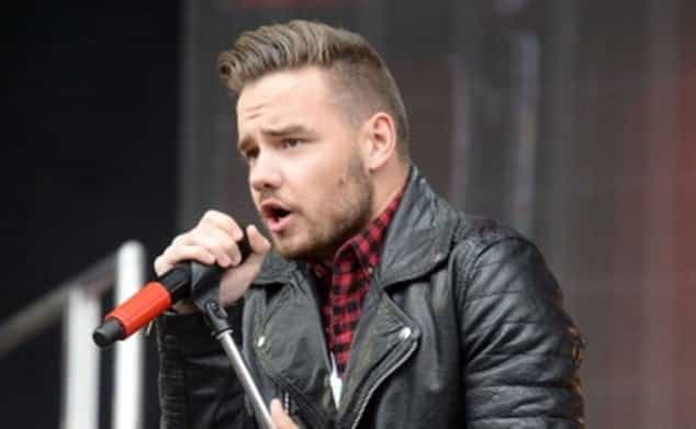 Oops… Liam Payne Infuriates One Direction Fans With Zayn Malik Prank Oops… Liam Payne Infuriates One Direction Fans With Zayn Malik Prank