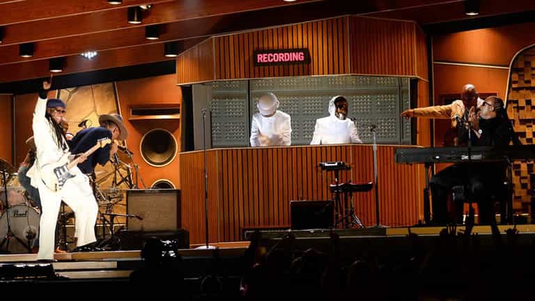 Daft Punk, Blondie, Kings Of Leon, MJ And Mary J. Blige – Seven Of The Best Music Collaborations Of 2014 Daft Punk, Blondie, Kings Of Leon, MJ And Mary J. Blige – Seven Of The Best Music Collaborations Of 2014