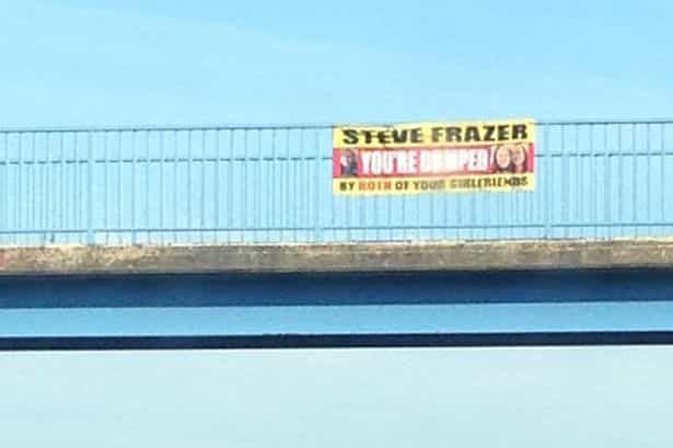 Man Gets Dumped By Both Of His Girlfriends Via Motorway Sign… Well Played, Ladies. Well Played Man Gets Dumped By Both Of His Girlfriends Via Motorway Sign… Well Played, Ladies. Well Played