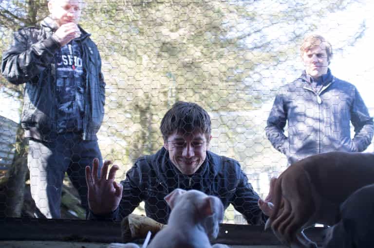 “She Said Yes!” Love/Hate Star Has Popped the Question “She Said Yes!” Love/Hate Star Has Popped the Question