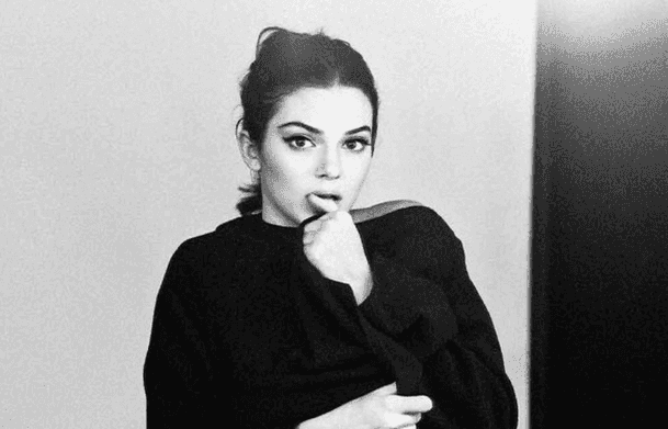 PICTURE: Kendall Jenner Poses Topless For Magazine Front Cover PICTURE: Kendall Jenner Poses Topless For Magazine Front Cover