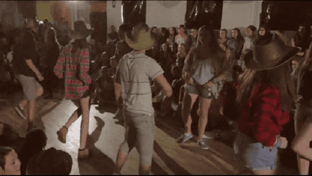 VIDEO: You’ll Never Guess What Coláiste Lurgán Did Next… The Connemara Crew Are Back With A Country Classic VIDEO: You’ll Never Guess What Coláiste Lurgán Did Next… The Connemara Crew Are Back With A Country Classic