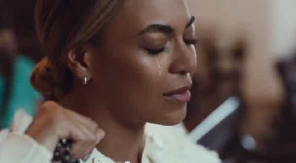 Trouble In Paradise? Beyonce Hints At Jay-Z Affair During Performance In Ohio Trouble In Paradise? Beyonce Hints At Jay-Z Affair During Performance In Ohio