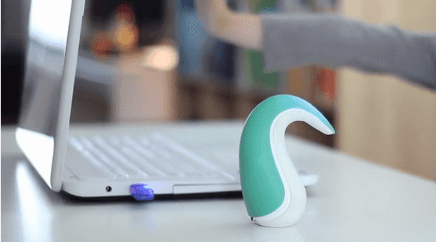 Lonely Doing Long Distance? New Technology Means You Can Squeeze Your Partners Hand From Anywhere In The World Lonely Doing Long Distance? New Technology Means You Can Squeeze Your Partners Hand From Anywhere In The World