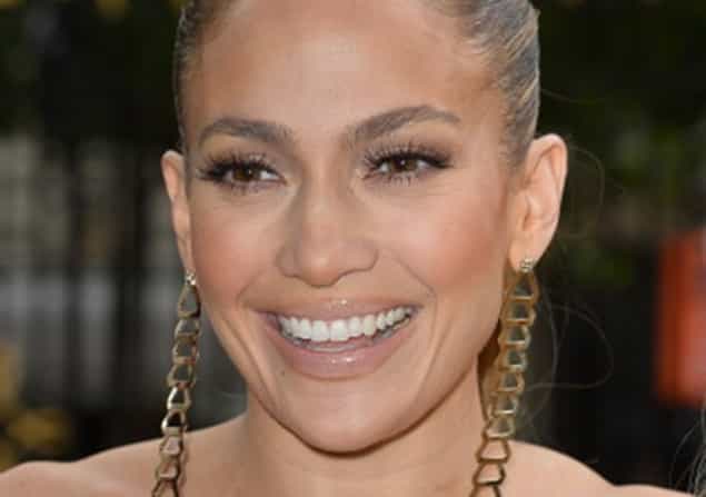 PICTURE: Jennifer Lopez Shares Makeup-Free Snap In Which Son Photobombs Her PICTURE: Jennifer Lopez Shares Makeup-Free Snap In Which Son Photobombs Her