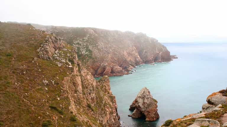 Couple Fall To Their Death While Taking Selfies At Tourist Attraction In Portugal Couple Fall To Their Death While Taking Selfies At Tourist Attraction In Portugal