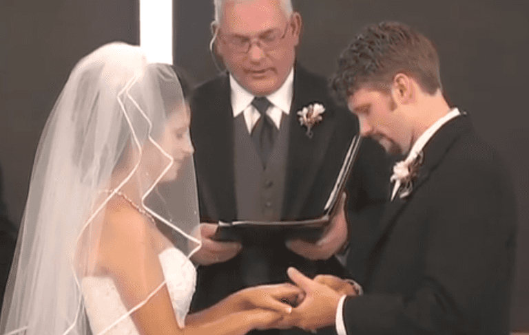 VIDEO: Grooms Messes Up His Vows, and His Bride Totally Loses It VIDEO: Grooms Messes Up His Vows, and His Bride Totally Loses It