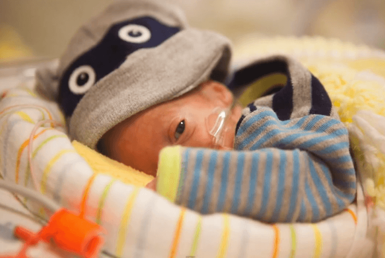 WATCH: 80 Days in ICU – Incredible Time-Lapse Video of a Tiny Premature Baby WATCH: 80 Days in ICU – Incredible Time-Lapse Video of a Tiny Premature Baby