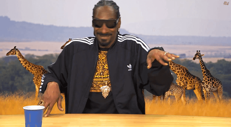 VIDEO: Snoop Dogg’s Version of National Geographic is the Best Thing Ever VIDEO: Snoop Dogg’s Version of National Geographic is the Best Thing Ever