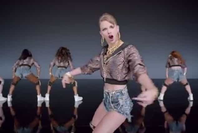 WATCH: Taylor Swift Debuts Music Video For ‘Shake It Off’ WATCH: Taylor Swift Debuts Music Video For ‘Shake It Off’