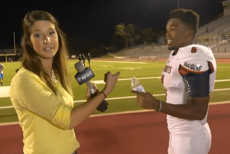 VIDEO: Keep Smiling! No One Has Ever Been More Positive Than this High School Footballer VIDEO: Keep Smiling! No One Has Ever Been More Positive Than this High School Footballer