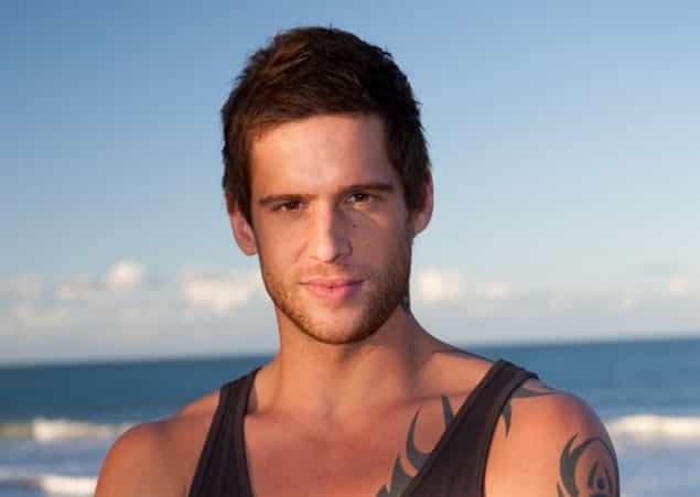 Home and Away Star and Wife Welcome First Child Home and Away Star and Wife Welcome First Child