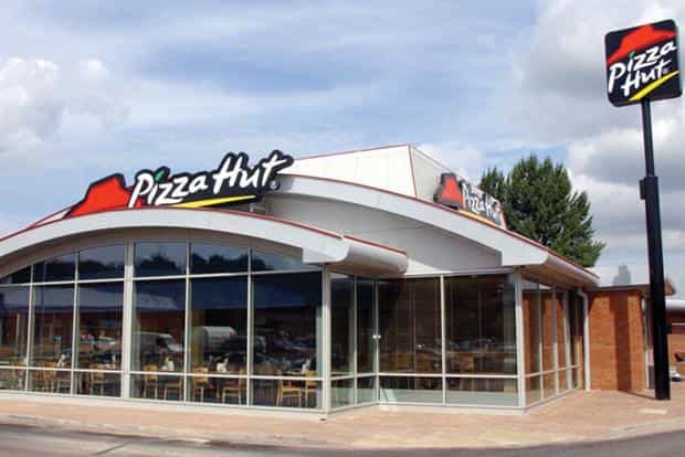 Pizza Hut Apologise for “Pink Fat Lady” Note on Receipt Pizza Hut Apologise for “Pink Fat Lady” Note on Receipt