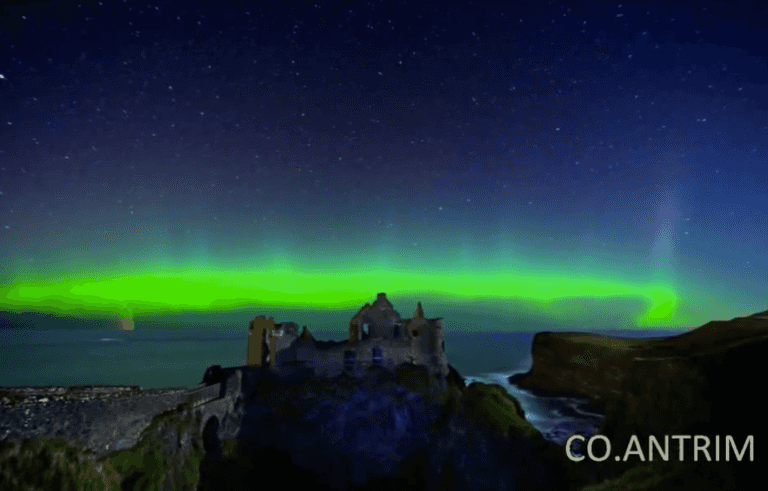 VIDEO: Spectacular Footage of The Northern Lights as Seen from Ireland VIDEO: Spectacular Footage of The Northern Lights as Seen from Ireland