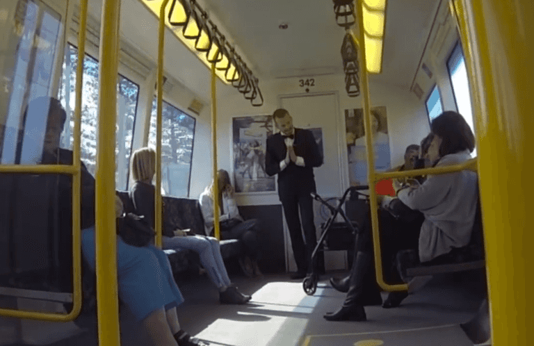 VIDEO: Dance Party Breaks Out on a Morning Train VIDEO: Dance Party Breaks Out on a Morning Train