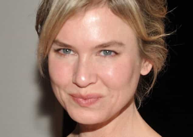 Renée Zellweger Steps Out in California… Looks a Little Different Renée Zellweger Steps Out in California… Looks a Little Different