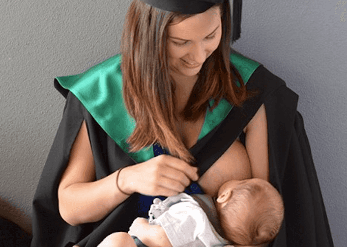 Breastfeeding Graduate Goes Viral After Touching “Thank You” Post to University Breastfeeding Graduate Goes Viral After Touching “Thank You” Post to University