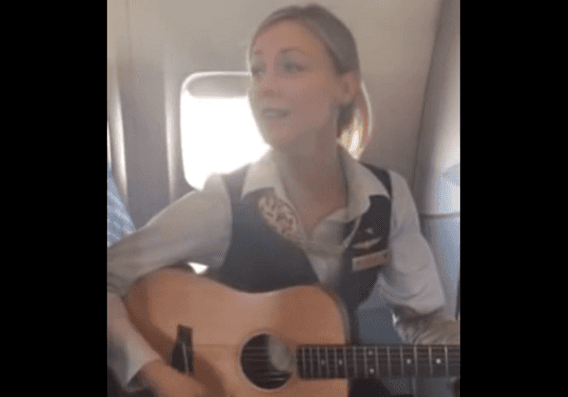 Flight Attendant Surprises Passengers With Brilliant Cover Of Lorde’s ‘Royals’ Flight Attendant Surprises Passengers With Brilliant Cover Of Lorde’s ‘Royals’