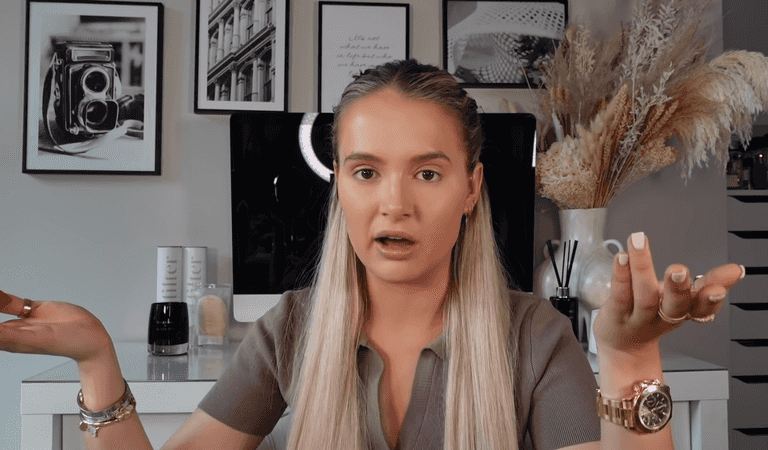 Molly Mae compares endometriosis pain to being “in labour” Molly Mae compares endometriosis pain to being “in labour”