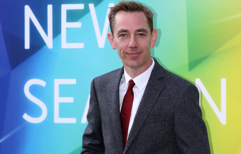 Ryan Tubridy “fed up” with abuse after being verbally attacked in Dún Laoghaire Ryan Tubridy “fed up” with abuse after being verbally attacked in Dún Laoghaire