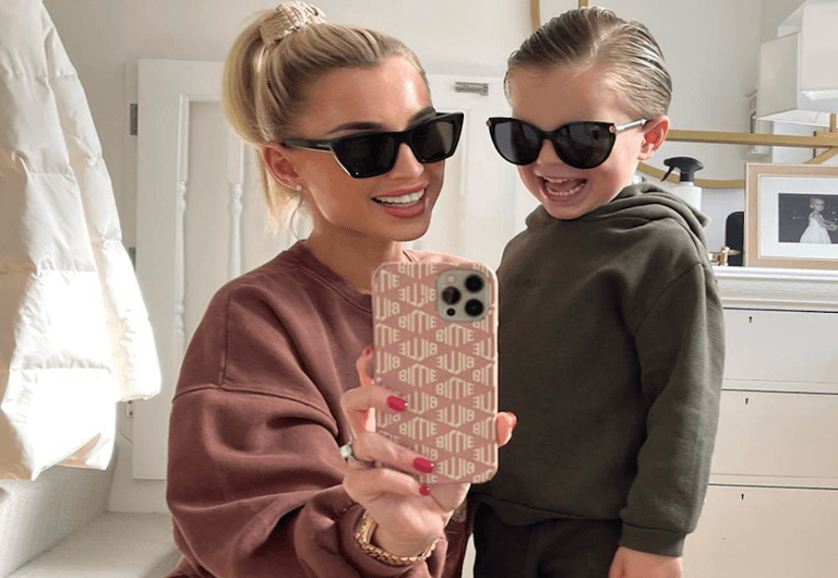 Billie Faiers “went mental” after woman smacked her son during a flight Billie Faiers “went mental” after woman smacked her son during a flight