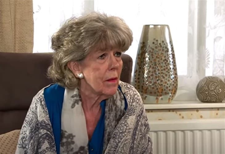 Coronation Street’s Sue Nicholls diagnosed with cancer after fans’ warning Coronation Street’s Sue Nicholls diagnosed with cancer after fans’ warning
