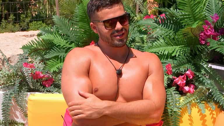 Love Island bombshell George gives his side of Ekin-Su bed scene Love Island bombshell George gives his side of Ekin-Su bed scene