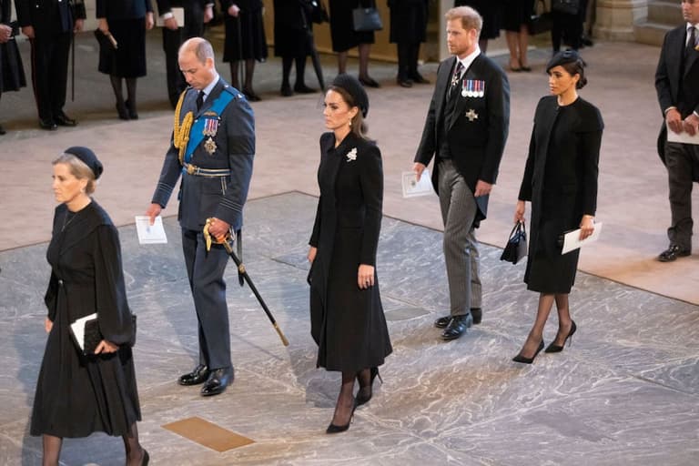 Prince Harry given permission to wear his military uniform after public backlash Prince Harry given permission to wear his military uniform after public backlash