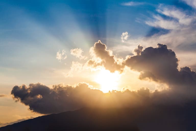 Met Eireann’s latest forecast is the summer update we’ve been waiting for Met Eireann’s latest forecast is the summer update we’ve been waiting for