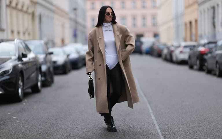 This ‘no-pants’ trend is taking over the internet – but people are divided This ‘no-pants’ trend is taking over the internet – but people are divided