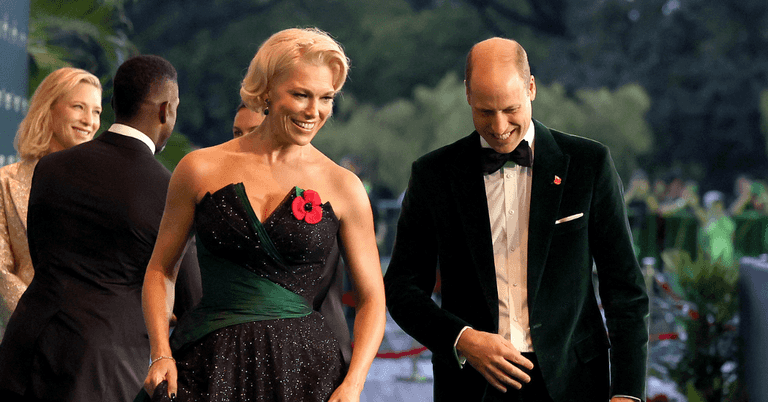 Hannah Waddingham rewears dress at Earthshot Prize Awards in Singapore Hannah Waddingham rewears dress at Earthshot Prize Awards in Singapore