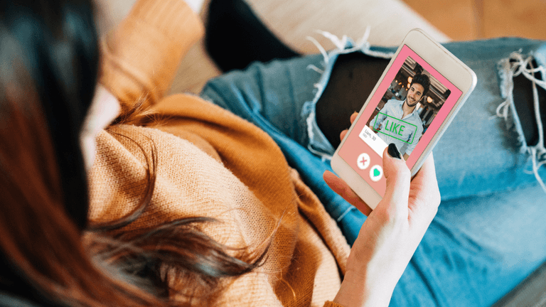Five things you should look out for when online dating Five things you should look out for when online dating