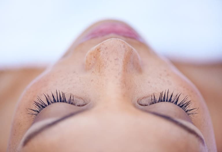 Warnings issued over the ‘no cut facelift’ as women are left scarred Warnings issued over the ‘no cut facelift’ as women are left scarred