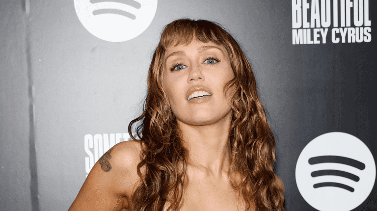 Miley Cyrus revealed that she had a ‘medical emergency’ during a performance Miley Cyrus revealed that she had a ‘medical emergency’ during a performance