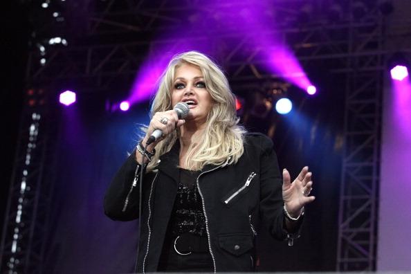 Only In Ireland: You’ll Never Guess What Happened During Bonnie Tyler’s EP Set Only In Ireland: You’ll Never Guess What Happened During Bonnie Tyler’s EP Set