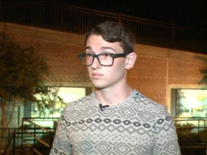 Teenager Receives Over $90,000 In Donations After Family Disown Him For Being Gay Teenager Receives Over $90,000 In Donations After Family Disown Him For Being Gay