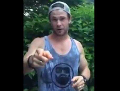 Chris Hemsworth And David Beckham (Topless) Are Among The Latest Celebrities To Complete The Ice Bucket Challenge Chris Hemsworth And David Beckham (Topless) Are Among The Latest Celebrities To Complete The Ice Bucket Challenge