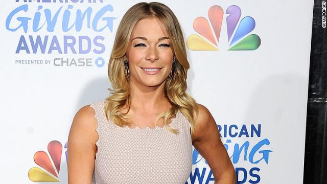 LeAnn Rimes Comes Under Fire For “Rape Joke”